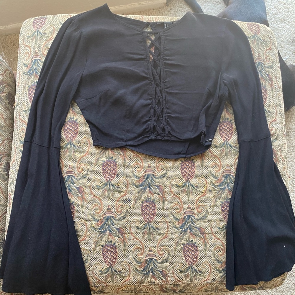 Long sleeved crop top